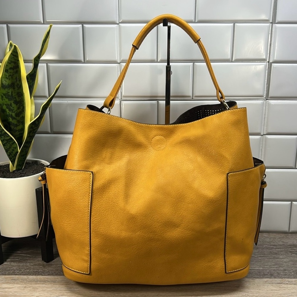 Beautiful Yellow Perforated Leather Tote Bag with matching zip pouch - Picture 6 of 7